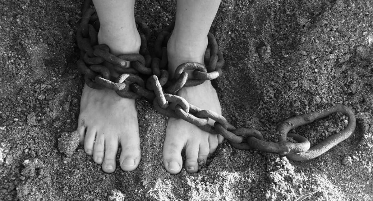 Шетелге жұмысқа кетіп құлдыққа салынған