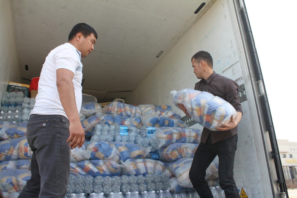 Жіберілген көмек діттеген жеріне жетіп жатыр ма?