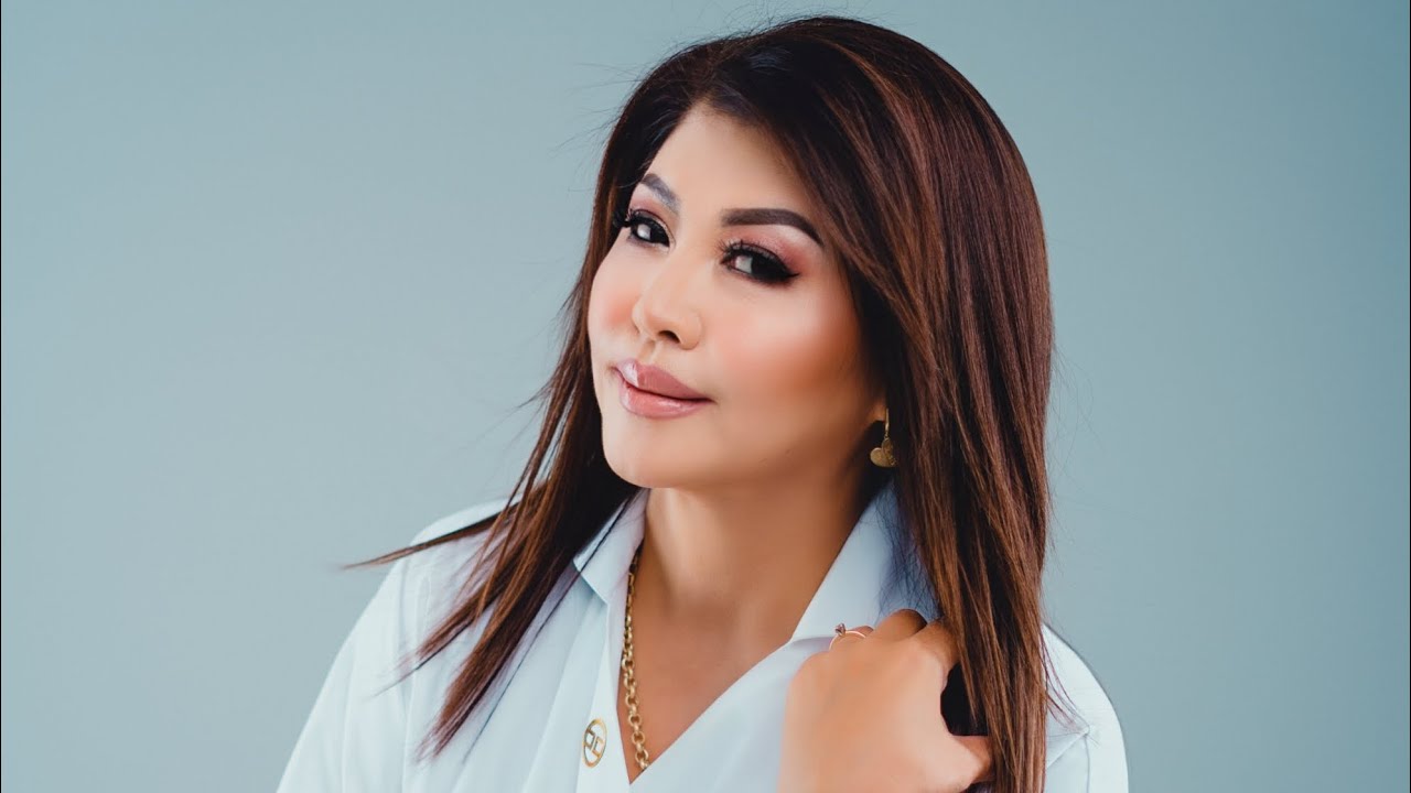 "Бізде шаруаңыз болмасын" дейді Шахизада әнші (ВИДЕО)