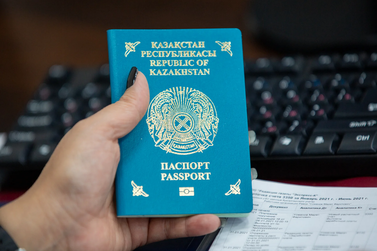 Азаматтық алу үшін мемлекеттік тілден кім тест тапсырмайды?