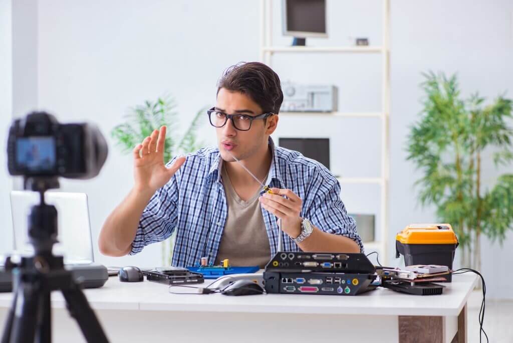 Бізде қандай мықты блогерлер бар?