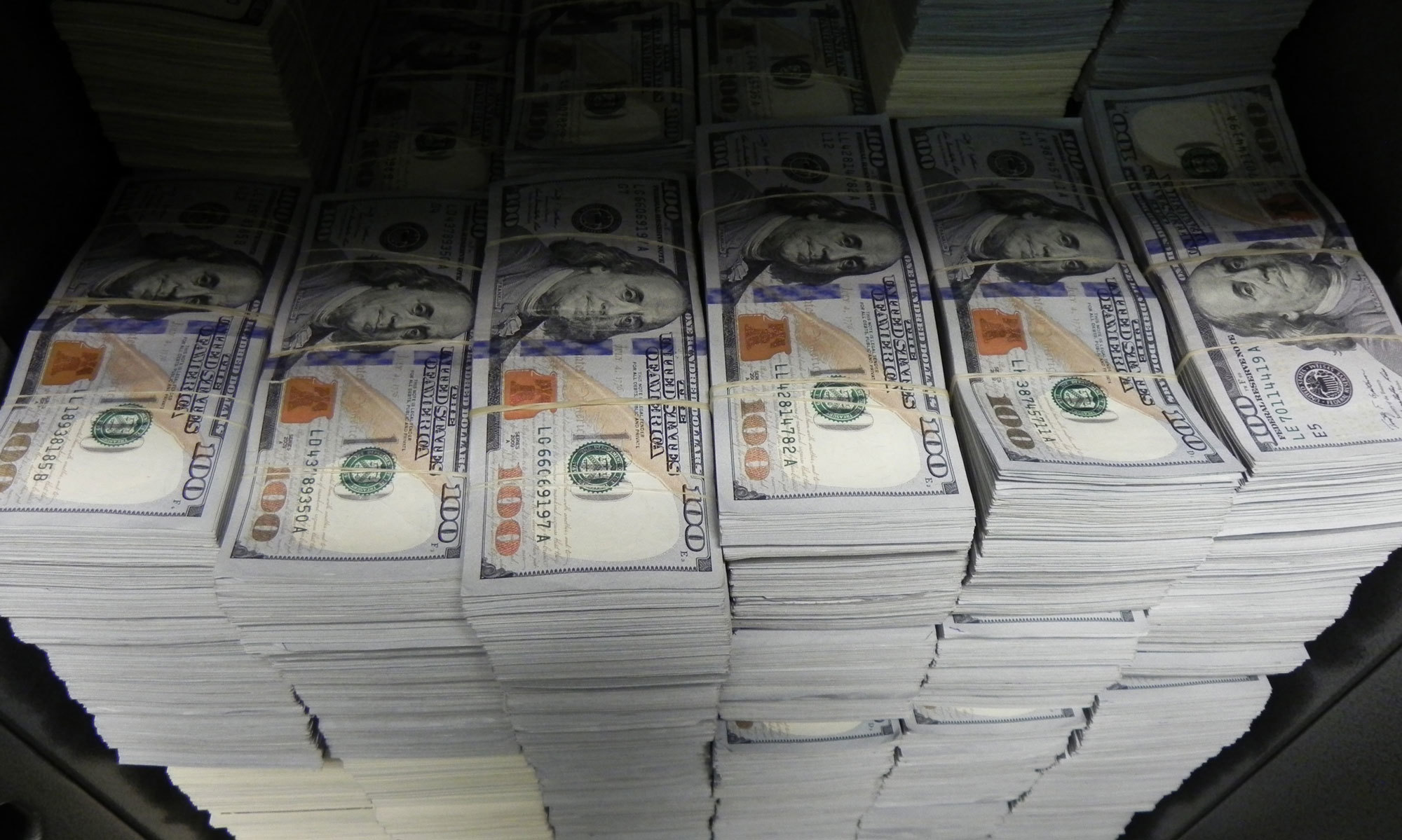 Жалақысы 56 млрд долларлық адам кім?