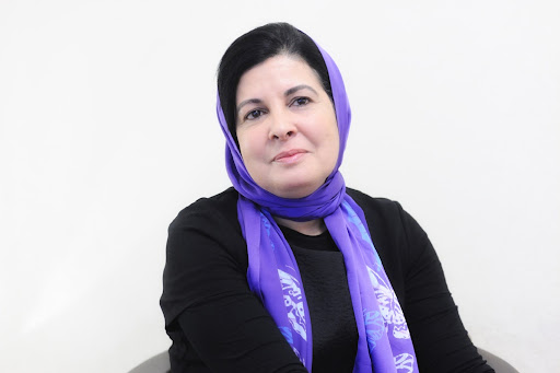 Әлемге әйгілі исламист әйел хиджабын шешті