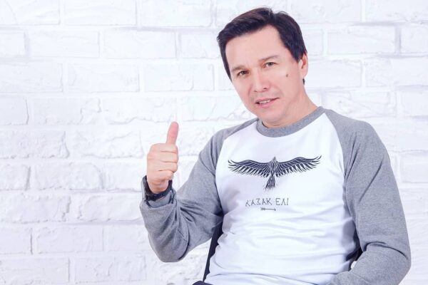 "Халықпен ойнамаңыздар!" дейді заңгер