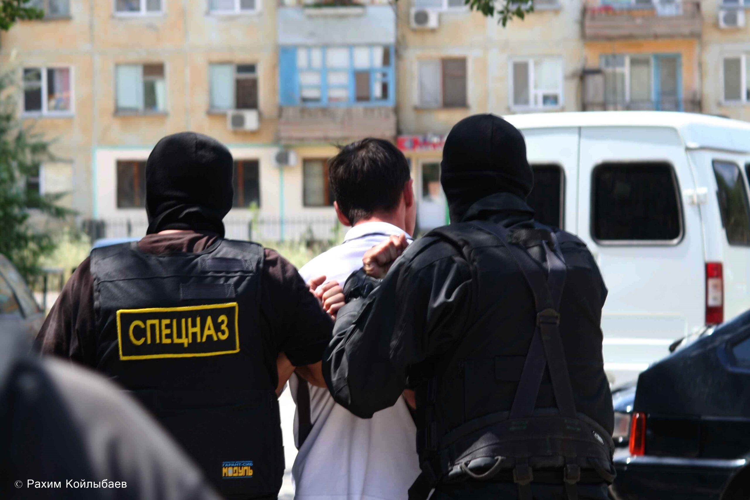 Тыйым салынған діни материал таратқан