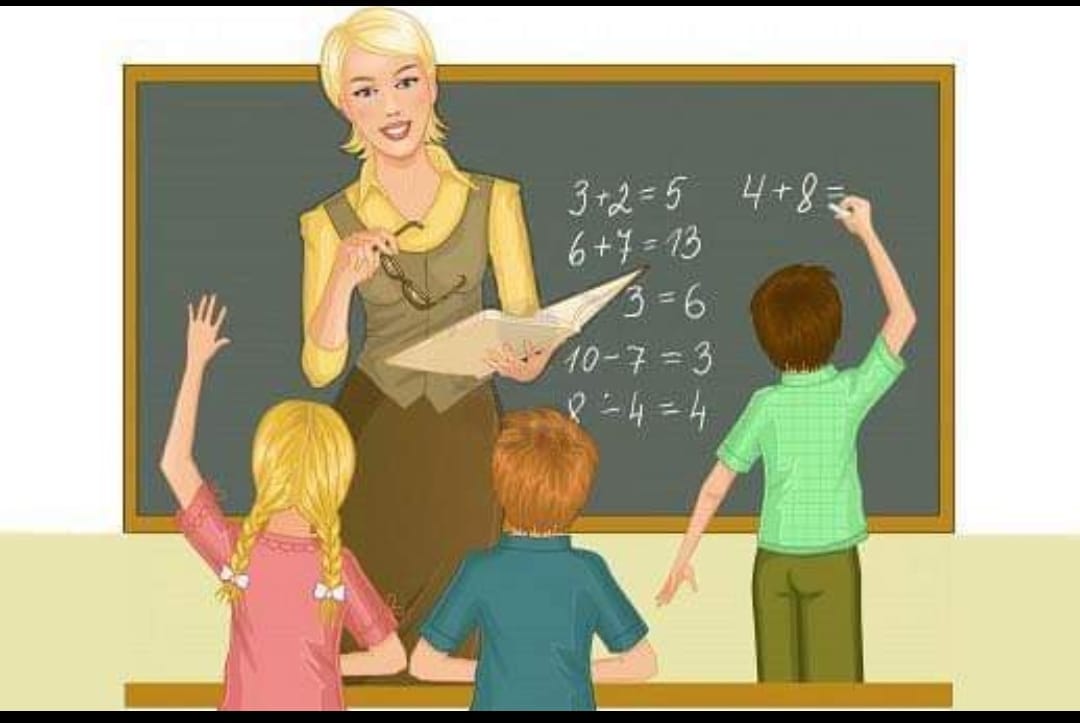 Танымал ұстаз жартылай жалаңаш фотосын жариялап сынға қалды