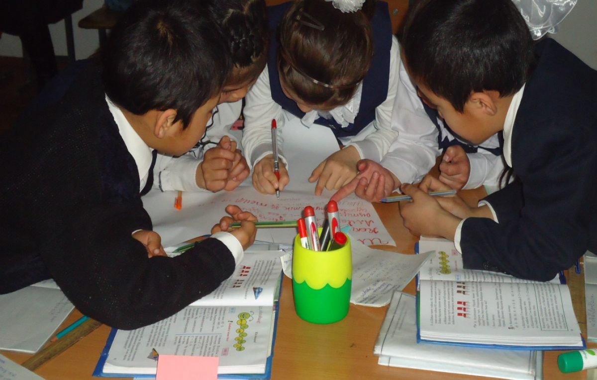 Мектептегі тәрбие баяғыда “өлген”