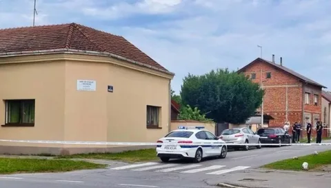 Қарттар үйіне оқ жаудырған