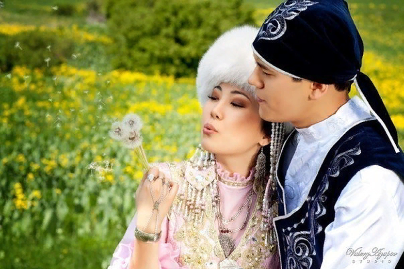 Қытайдан келген қазақ қыздары тек батыр жігітпен бас қосқысы келеді