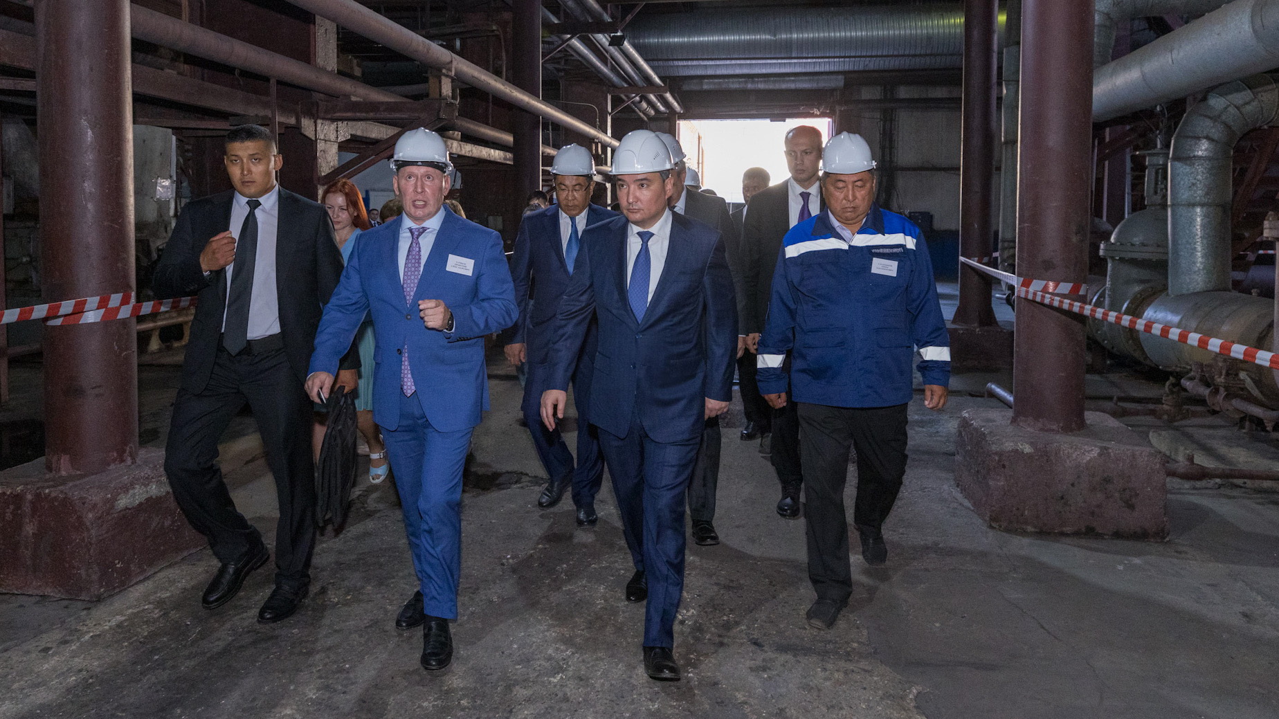 Олжас Бектенов Семейдегі апатты ЖЭО-да инфрақұрылымды жаңғырту жұмыстарын тексерді