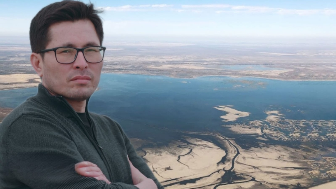 "Жаңбыр адам" көмекті шетелден сұрады