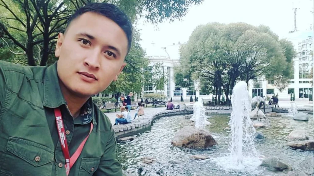 "Діндарлар елдің басын қатырмасын!" деді журналист