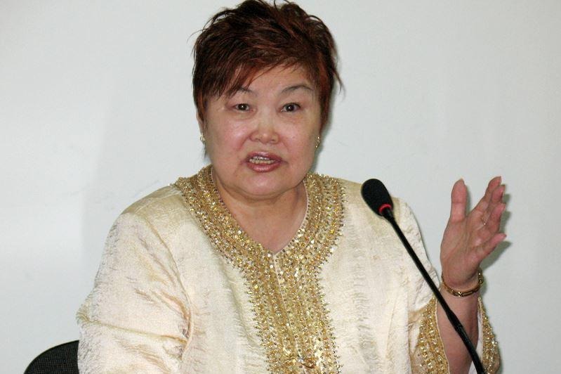 "...тоқалдардың талайы күйеулерін түрмеге тығып жатыр" дейді жазушы Бибігүл Иманғазина