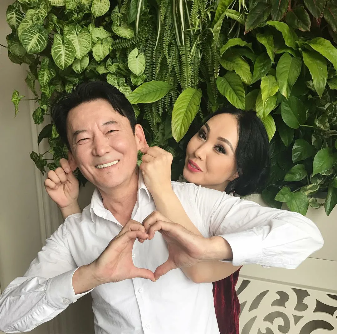 "Қыдекеңді тастап кете алмаймын" дейді әнші Қарақат