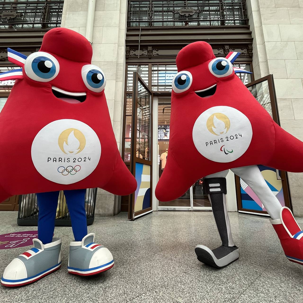 Мүгедектерді мазақ еткен парақша