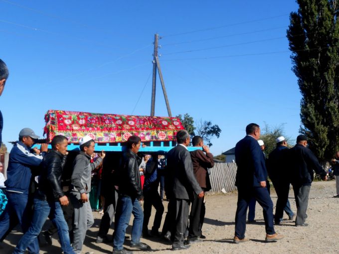 "Жаназаны имамсыз өткізіп, марқұмды арулап аттандырған халықпыз"