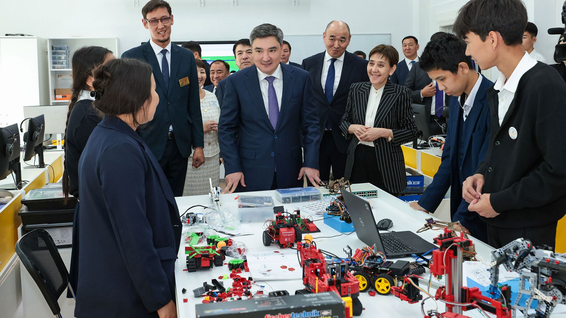 Олжас Бектенов жұмыс сапарымен Ақтөбе облысына барды