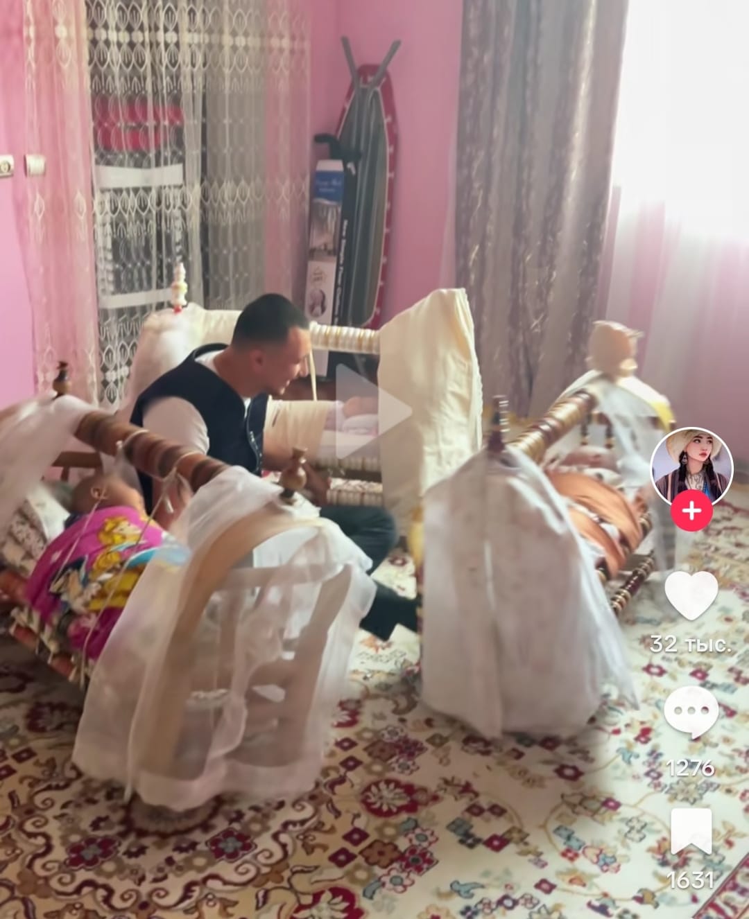 Порно фотосуреттер үлкен сиськи жабылған сперму