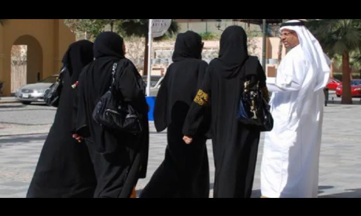 Ақшалы арабқа қалай күйеуге шығуға болатынын үйретуде