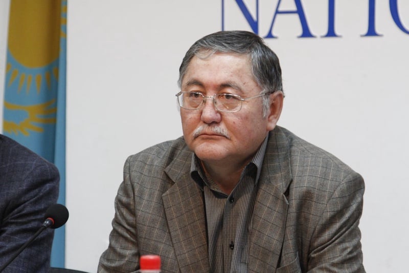 Өзге ұлт өкілдері Рысбек Сәрсенбайұлының аузын жаппақ болды