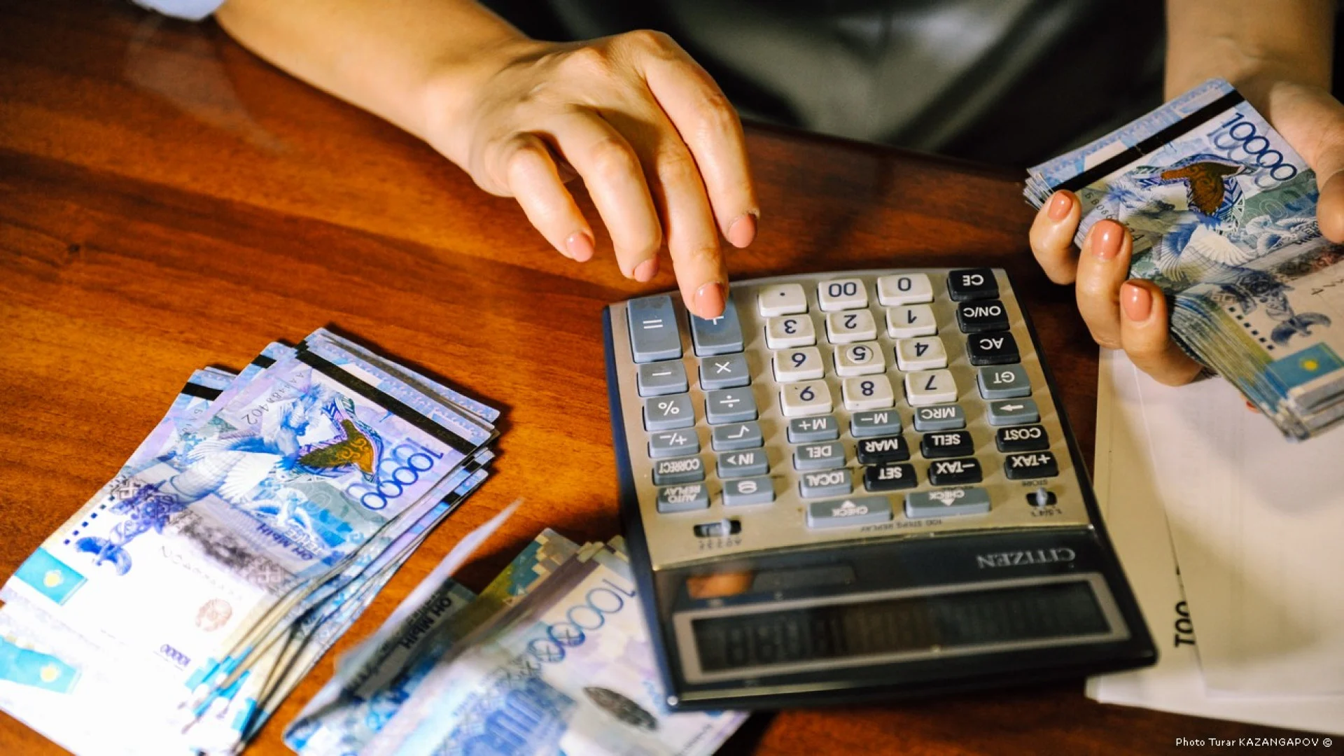 Тағы да ақша жымқырған мектеп бухгалтері ұсталды