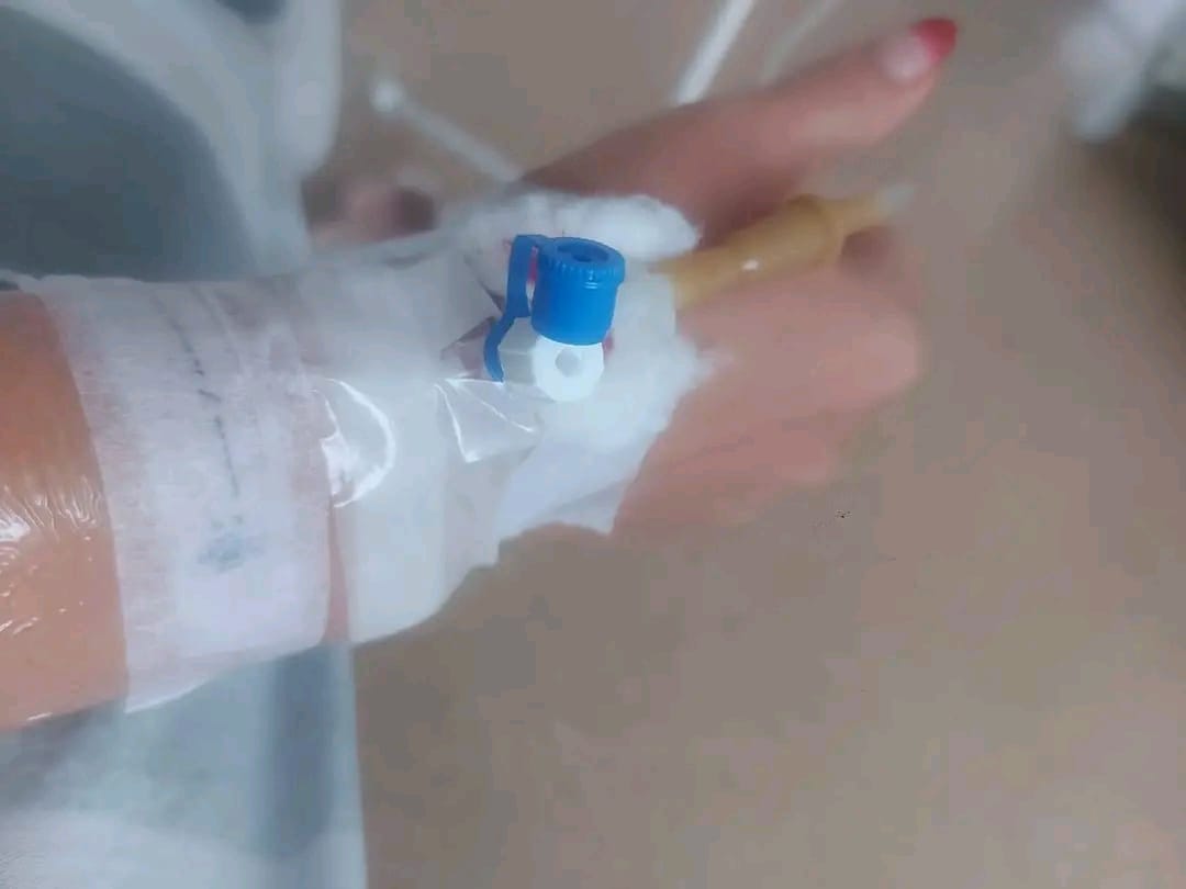 Арақ ішпегені үшін әйелді құрбылары сабап тастаған