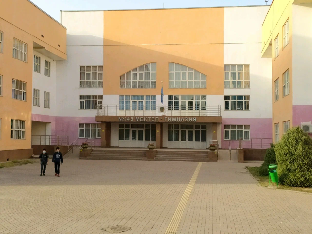 "Мектебімізде ешқандай да трайбализм жоқ" дейді мұғалімдер