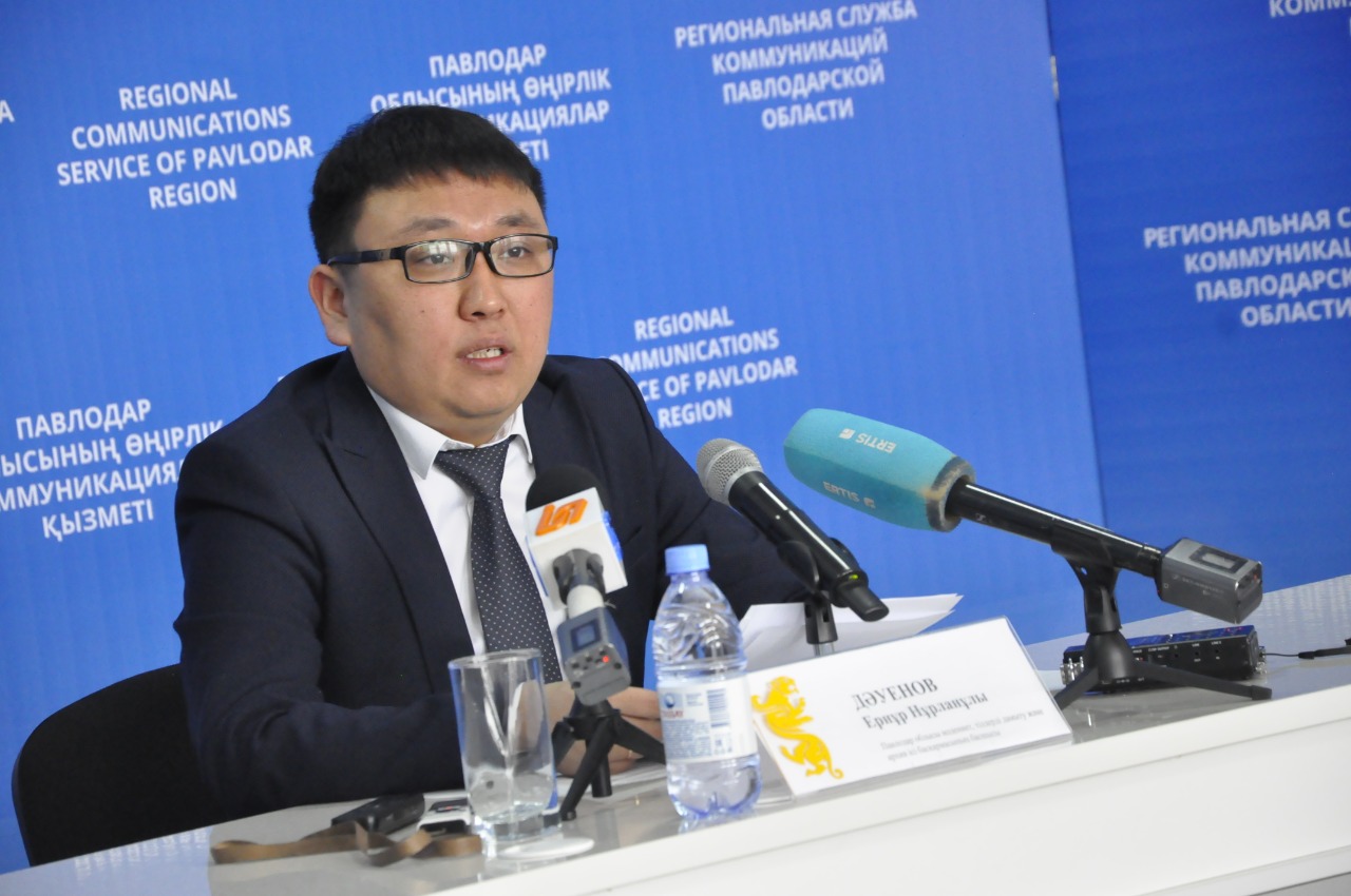 "Тестке бармаған мұғалімге қысым жасалмайды" деді Ернұр Дәуенов