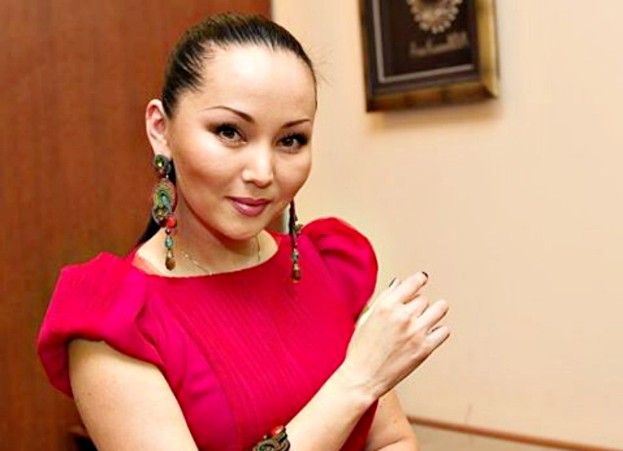 "Бала үшін өміріңізді құрбан етудің керегі жоқ" дейді Баян Мақсатқызы