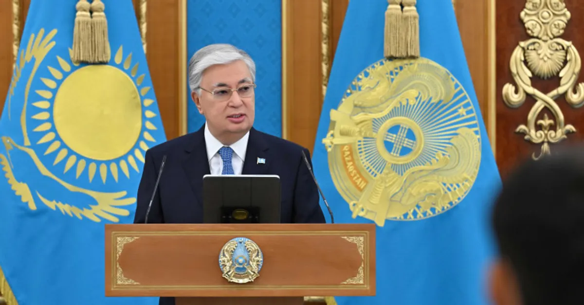 Мемлекет басшысы ел халқын Тәуелсіздік күнімен құттықтады