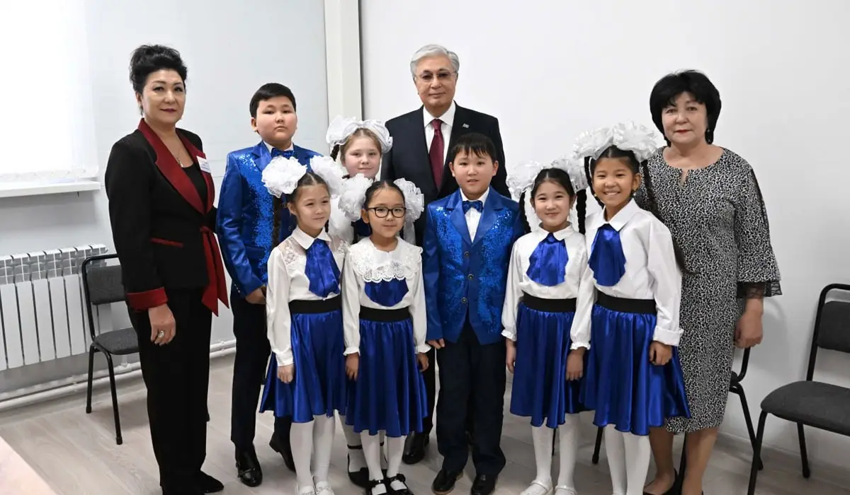 Мемлекет басшысы әкесінің атындағы мектепке барды