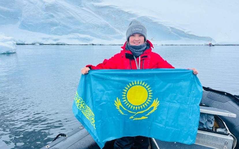 Антарктидада ерлік жасаған қазақ қызы кім?