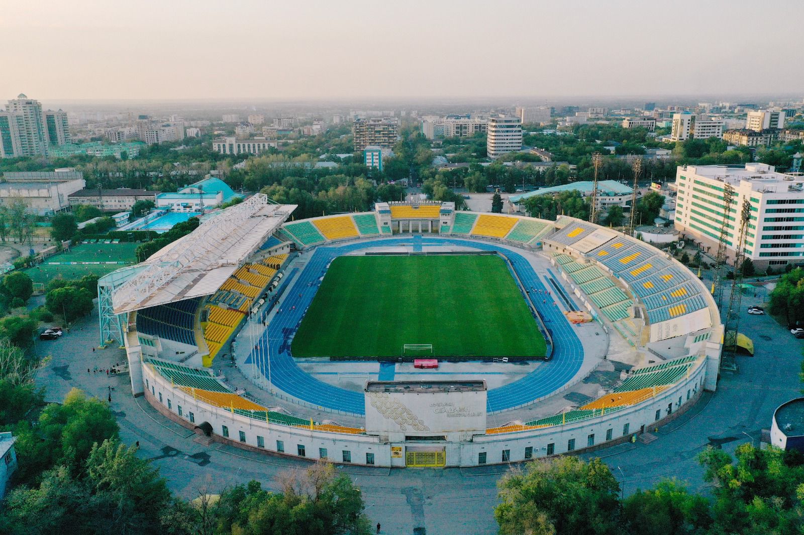 Алматы полициясы тұрғындарға есккерту жасады