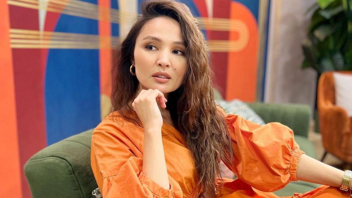 "Он жыл үйде бекер отырмадым" деген Жұлдыз алдағы жоспарымен бөлісті