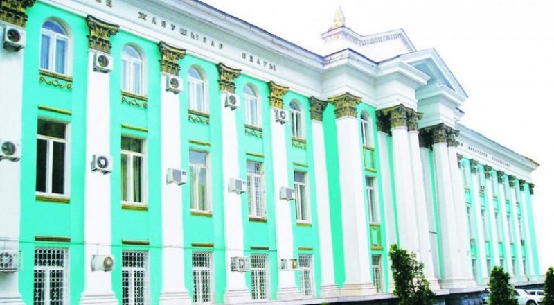 Біздегі 1015 жазушыдан елге қандай пайда келіп жатыр?