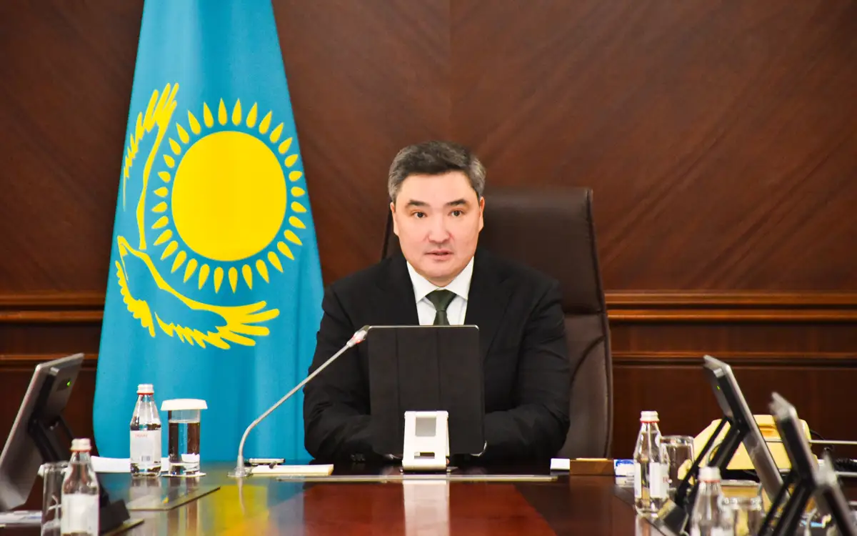 Олжас Бектенов: Ел экономикасы 4,8 пайызға өсті