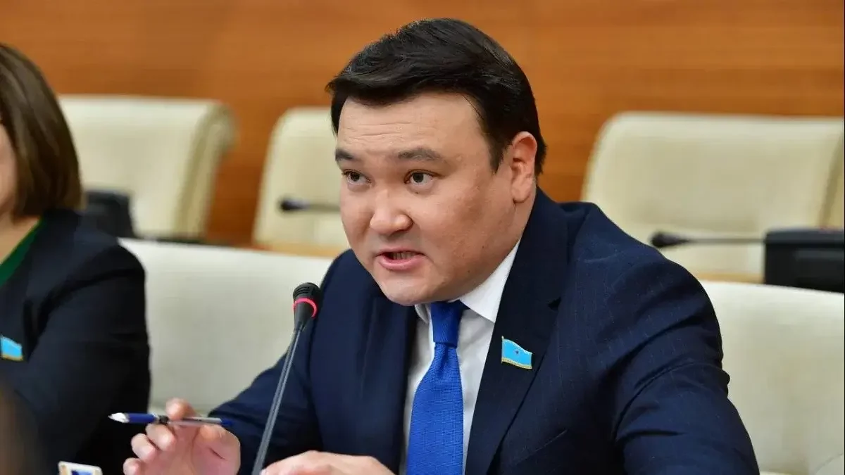 "...ұры мен полиция ауыз жаласып бірге жұмыс істейді" дейді депутат