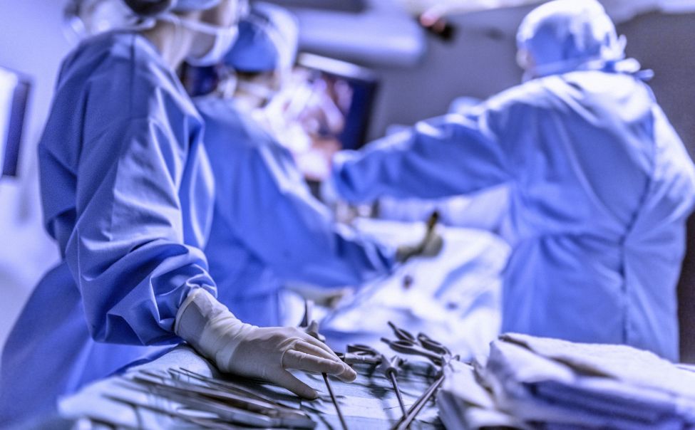 Дәрігерлер 6 жасар қыздың асқазанынан 1кг шаш алды