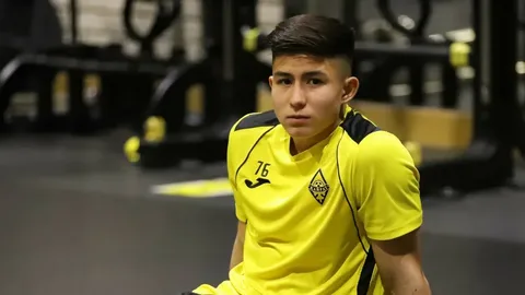 Қазаққа алыстан жау іздеп қажеті жоқ...