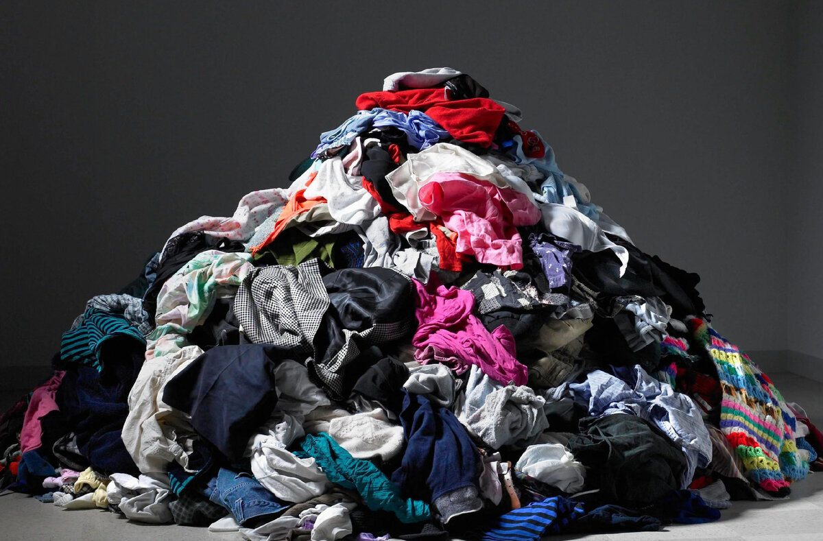 Қайтыс болған адамның киімдерін киюге мүлде болмай ма?