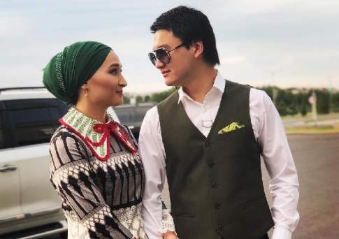 "Төреш өте қызғаншақ" деген әйелі Толқын отбасылық сырын бөлісті