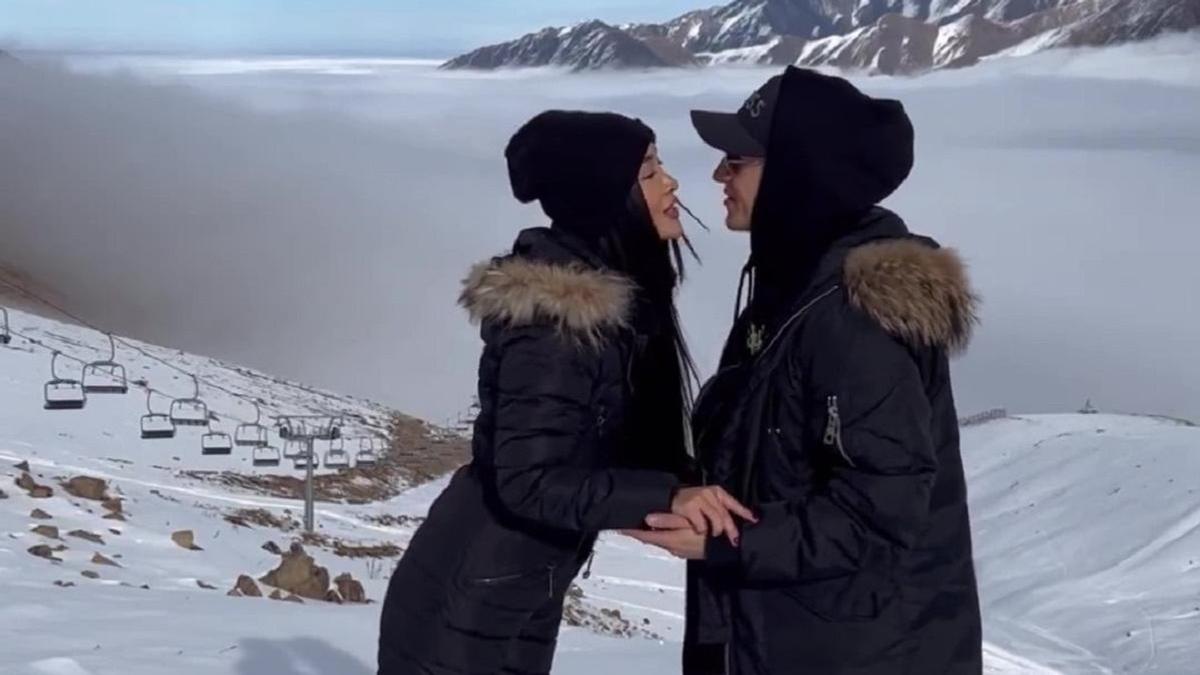 Танымал актрисалар бір-бірінің айыбын ашып, масқара болуда