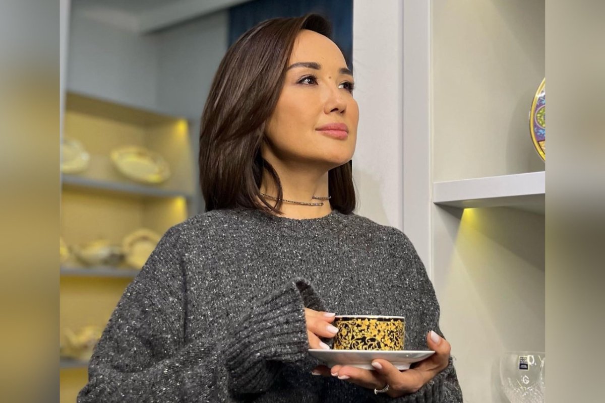 "Бұтының арасынан өт..." сәби сүюдің ырымдарының бірі