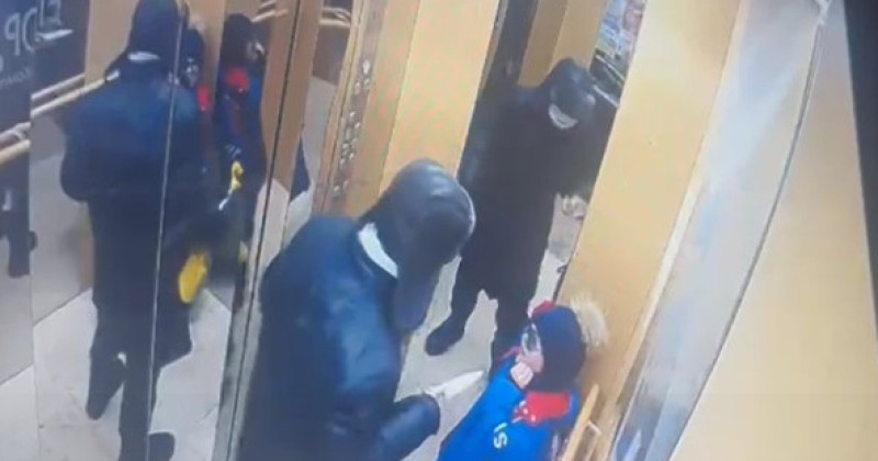 Сексуалды Джессика Қоянның порно видеосы