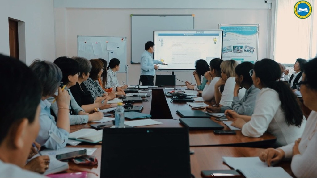 "Өрлеу"-дің обалына қалып жүрген кімдер?