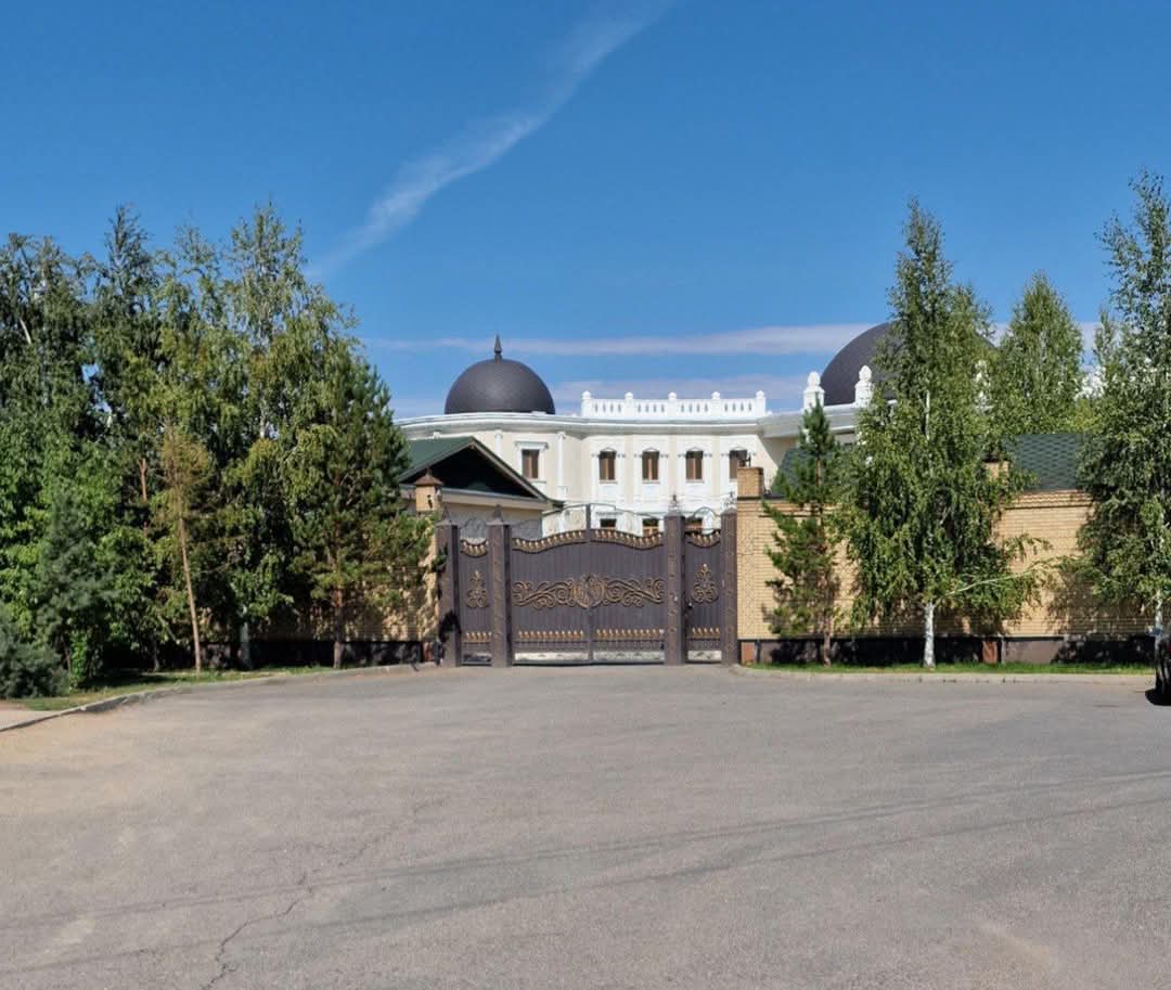 «Көркем мінезден» жұрдай болған мүфтият-ай...