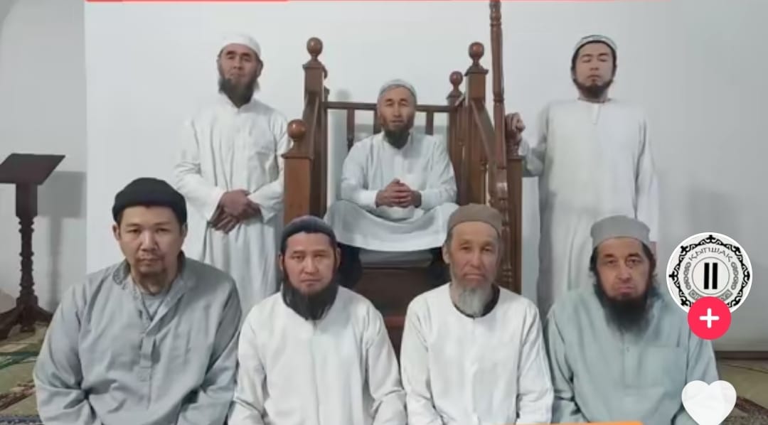 Қырғыз діндарлары Президент Тоқаевқа үндеу жолдап, өтініш жасады (ВИДЕО)