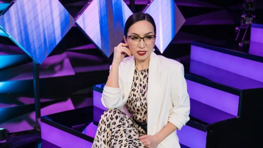 "Әріптестерімнің осы мазағы әлі күнге құлағымда" дейді Дина Төлепберген