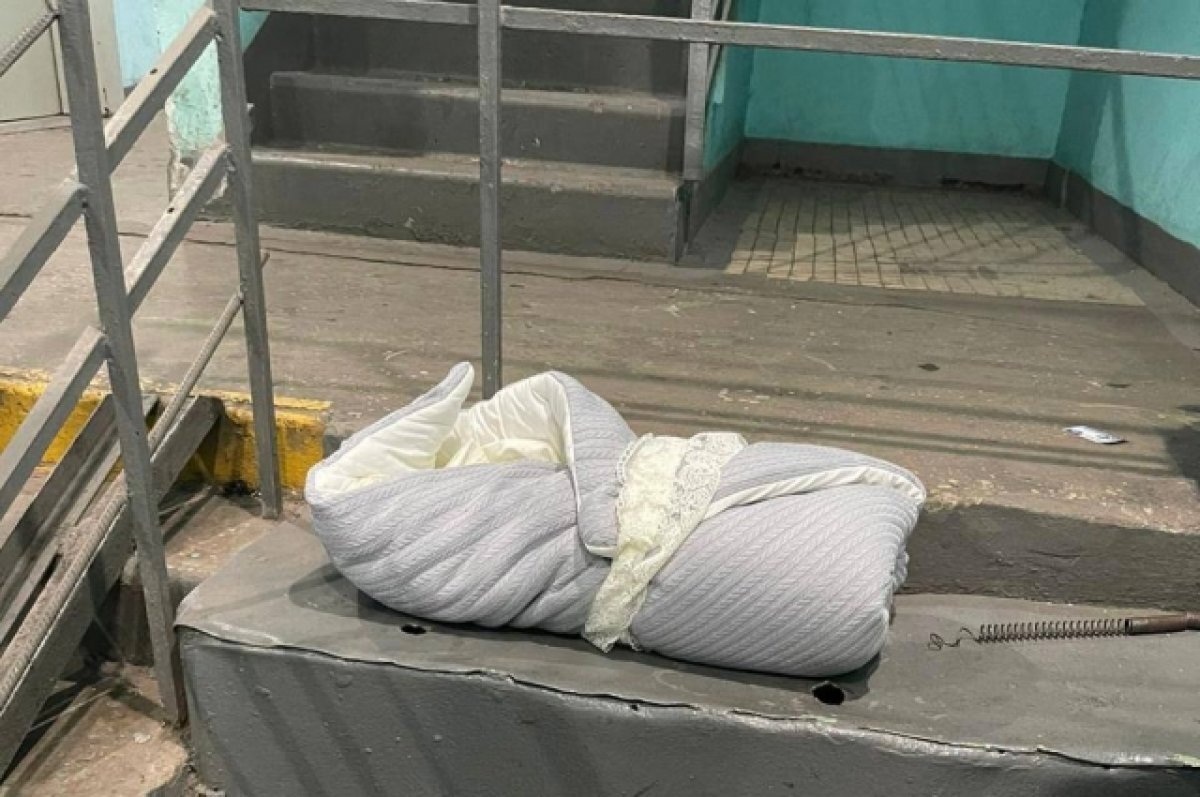 Тастанды сәби: Тастап кеткен шешені іздеудің керегі бар ма?