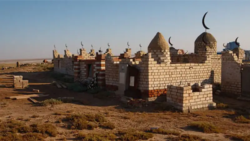 Марқұм атеист болса да "иманды болсын" дей береміз бе?